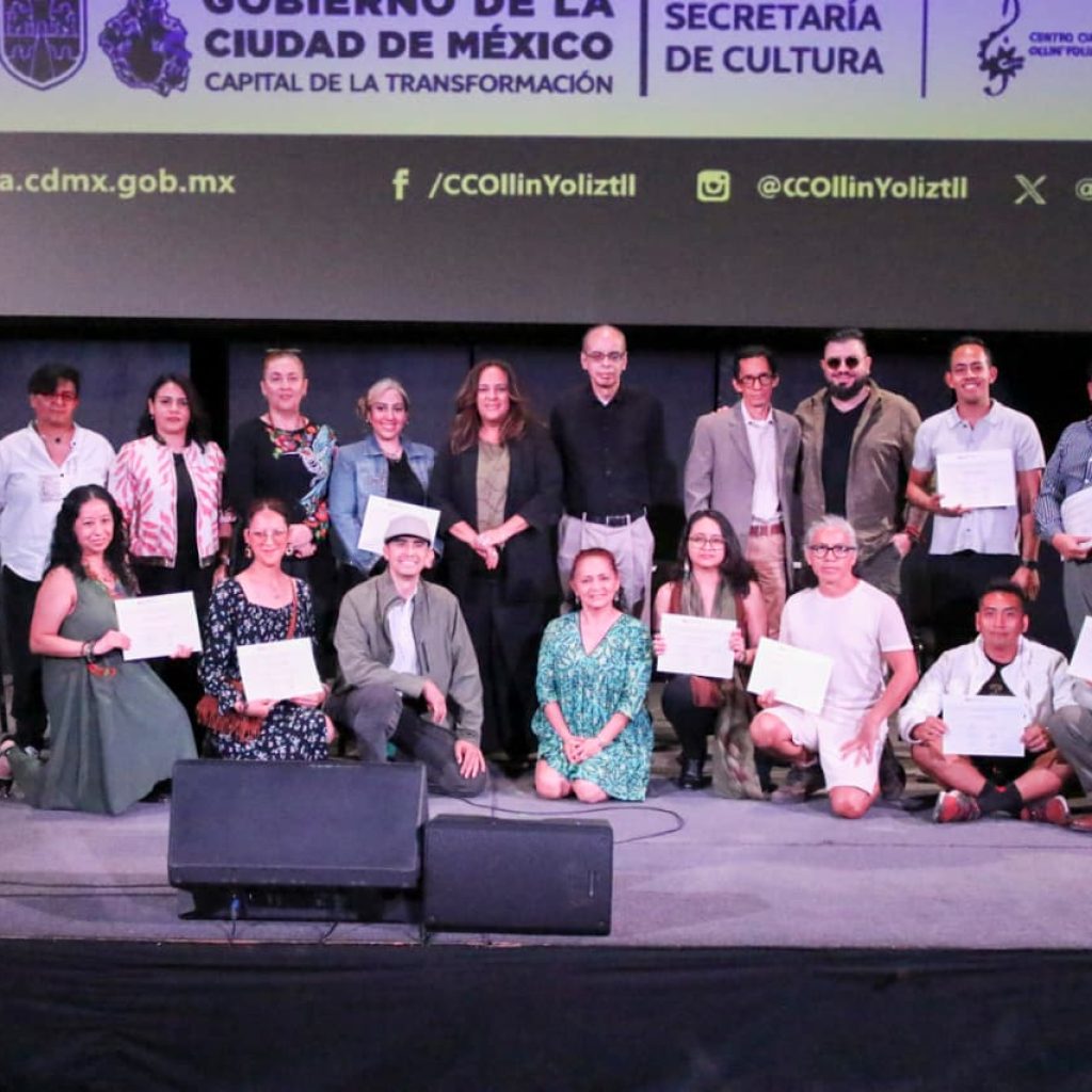 Afiche informativo del 19° Encuentro Plural de Danza en CDMX 2026 con bailarines en el Teatro de la Ciudad.