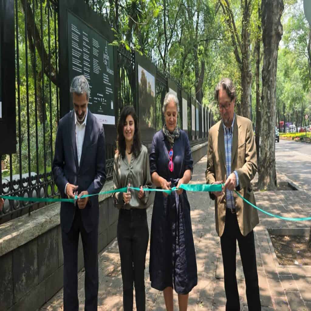 Exposición impactante de El Jardín de Velasco con arte botánico en Chapultepec.