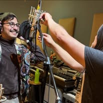 Camilo León en entrevista con La SanFe Radio presentando Azabache